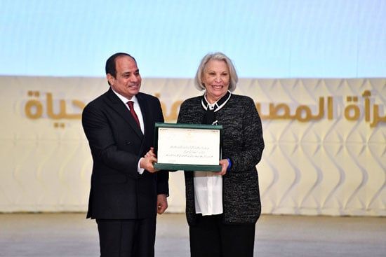 في عيد ميلادها الـ 85.. لمحات من حياة فريدة فهمي - الخليج الان