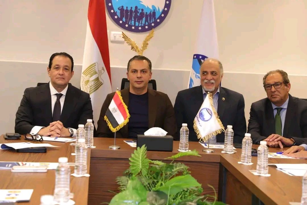 من داخل غرفة العمليات المركزية… قيادات حزب مستقبل وطن تجتمع لوضع الترتيبات النهائية استعدادا لانتخابات مجلس الشيوخ - الخليج الان