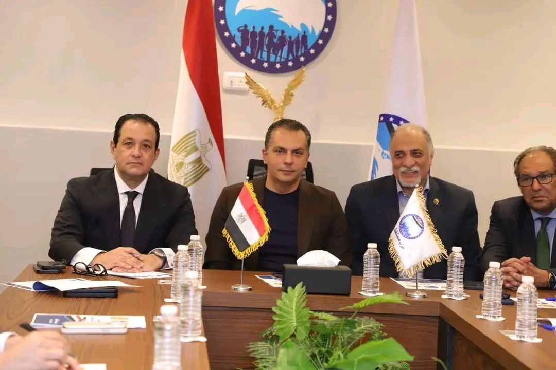 من داخل غرفة العمليات المركزية… قيادات حزب مستقبل وطن تجتمع لوضع الترتيبات النهائية استعدادا لانتخابات مجلس الشيوخ - الخليج الان