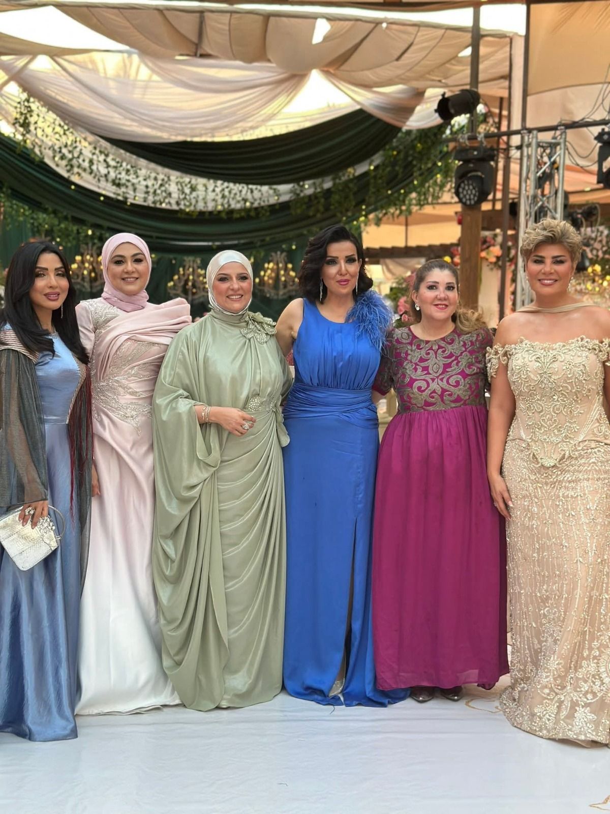 سهير جودة ولمياء فهمي ومنى عبد الوهاب.. أبرز حضور حفل زفاف ابنة الإعلامية مفيدة شيحة - الخليج الان