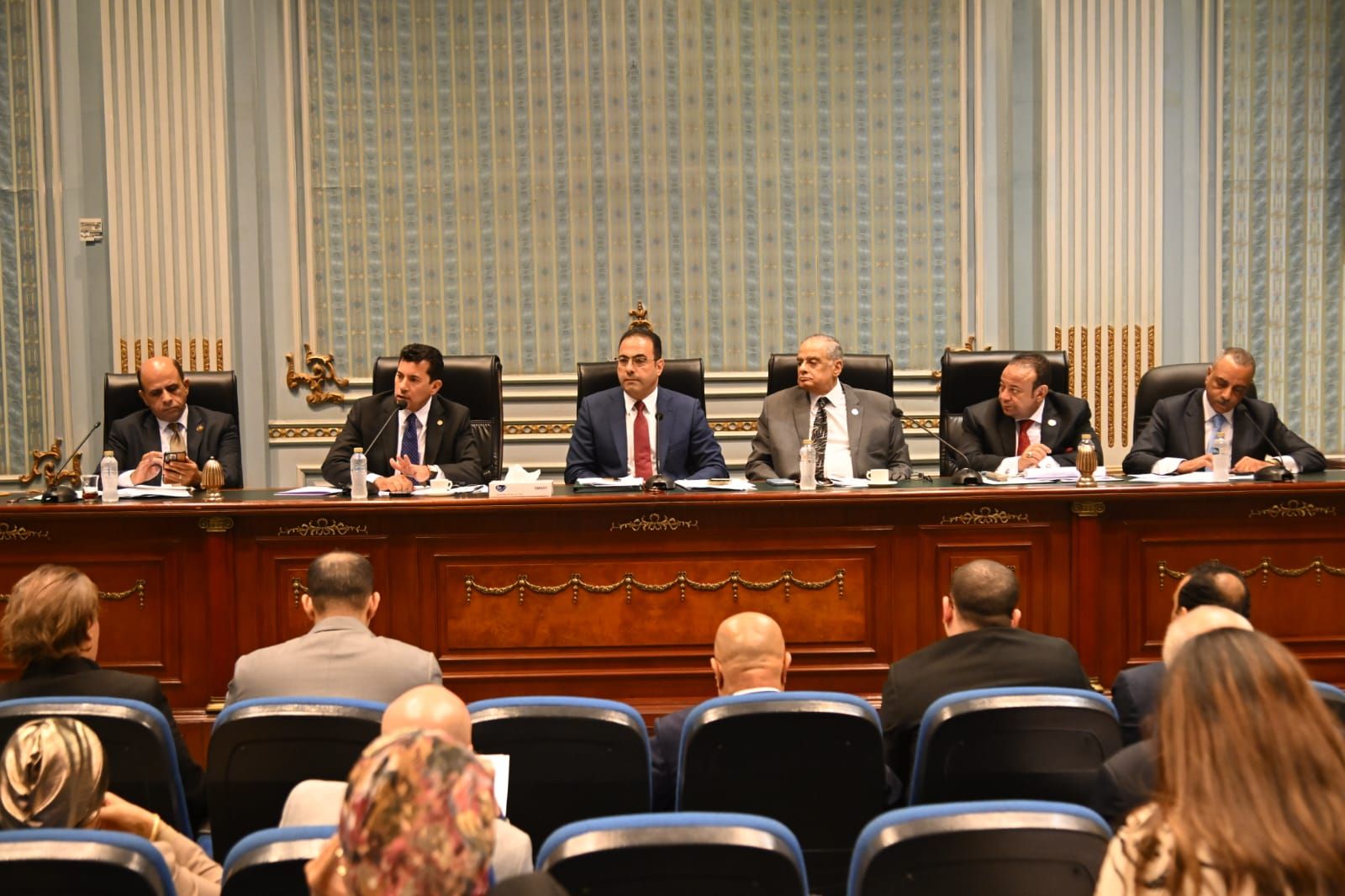 رياضة النواب توافق على تعديلات قانون الرياضة و تسمح بتأسيس شركات خدمات رياضية وفقاً لقانون الشركات أياً كانت نسبة المساهم المحلي أو الأجنبي فيها - الخليج الان