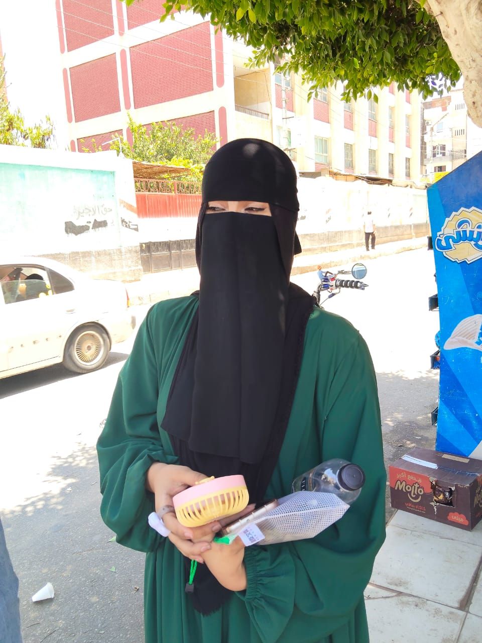 الإنجليزي عوضنا عن الفيزياء.. طلاب الثانوية العامة بكفر الشيخ : الامتحان سهل وبسيط - الخليج الان