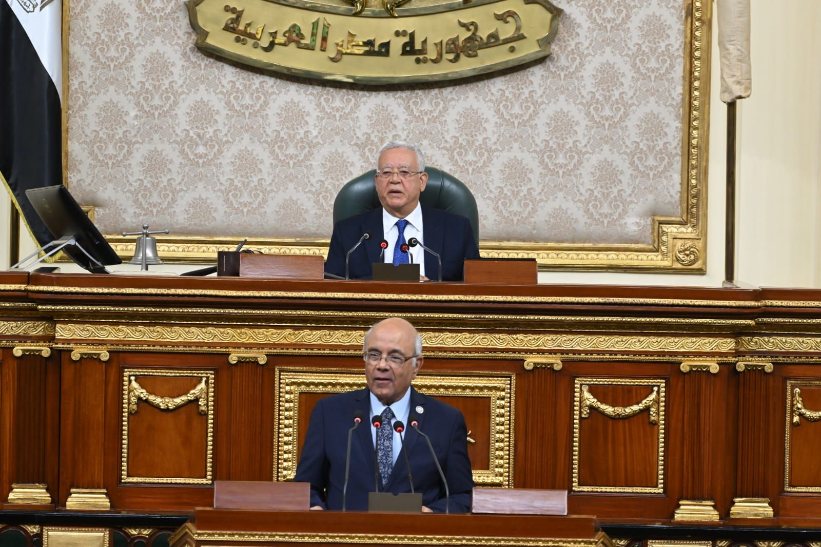 رئيس النواب بمناقشات الإيجار القديم:لا يتصور أن يُترك مواطن بلا مأوى أو أن يُزاح عن مسكنه دون أن يجد بديلاً آمناً ومناسباً يحفظ له كرامته الإنسانية ويصون للمجتمع أمنه وسلامته. - الخليج الان