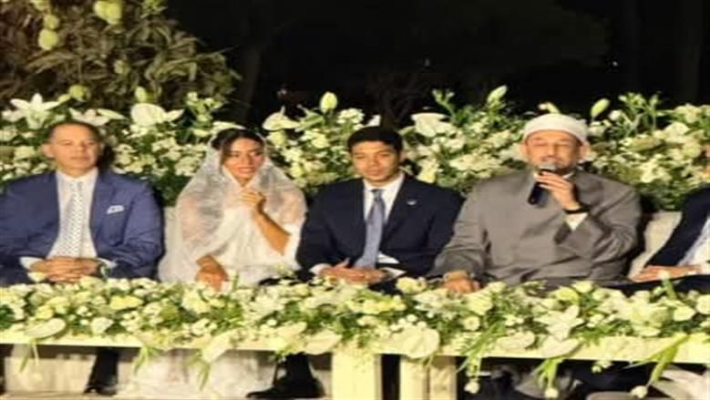 بدون حضور الزعيم.. حفيد عادل إمام يحتفل بعقد قرانه على فتاة من خارج الوسط الفني - الخليج الان