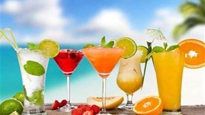 أفضل المشروبات الطبيعية التي تعزز صحة الكلى وتطرد السموم والأملاح - الخليج الان