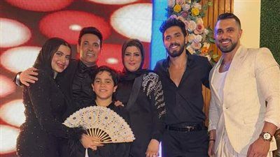 مع زوجته الأولى وأولاده.. سعد الصغير يحيي حفل زفاف ابنة شقيقته - الخليج الان