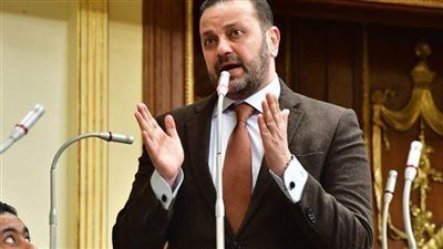 أحمد الشرقاوي: «الحكومة بتبيع لينا القانون بتوفير وحدات بديلة للمستأجرين وهي مبدأتش في بنائها» - الخليج الان