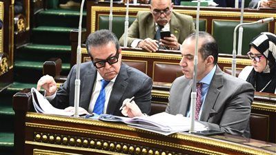 وزير الصحة للنواب: تطور النظم العلمية أدى إلى استحداث وظائف جديدة تضمن المساواة مع باقي المهن الطبية - الخليج الان