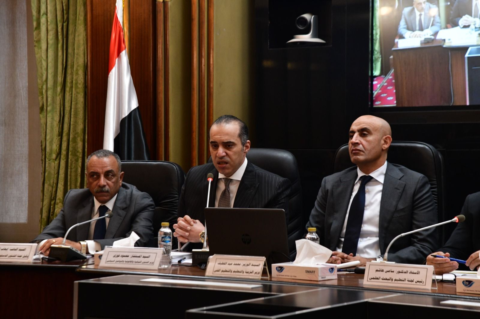 مستشار وزير التعليم يستشهد بحكم للمحكمة الدستورية.. والنواب: الحكم يؤكد صحة انتقاداتنا وصياغات مستشار الوزير هي السبب في الإشكاليات الدستورية في مشروع القانون - الخليج الان