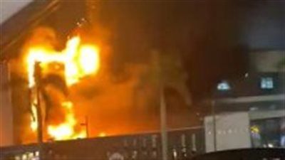 حريق هائل يلتهم شقتين سكنيتين بشارع فيصل أمام كافيه الملك فاروق - الخليج الان