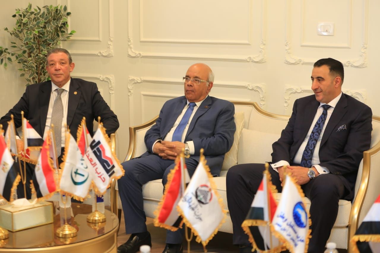 انتهاء الاجتماع الأول للأحزاب بشأن قائمة الشيوخ.. وبيان رسمي بعد قليل - الخليج الان