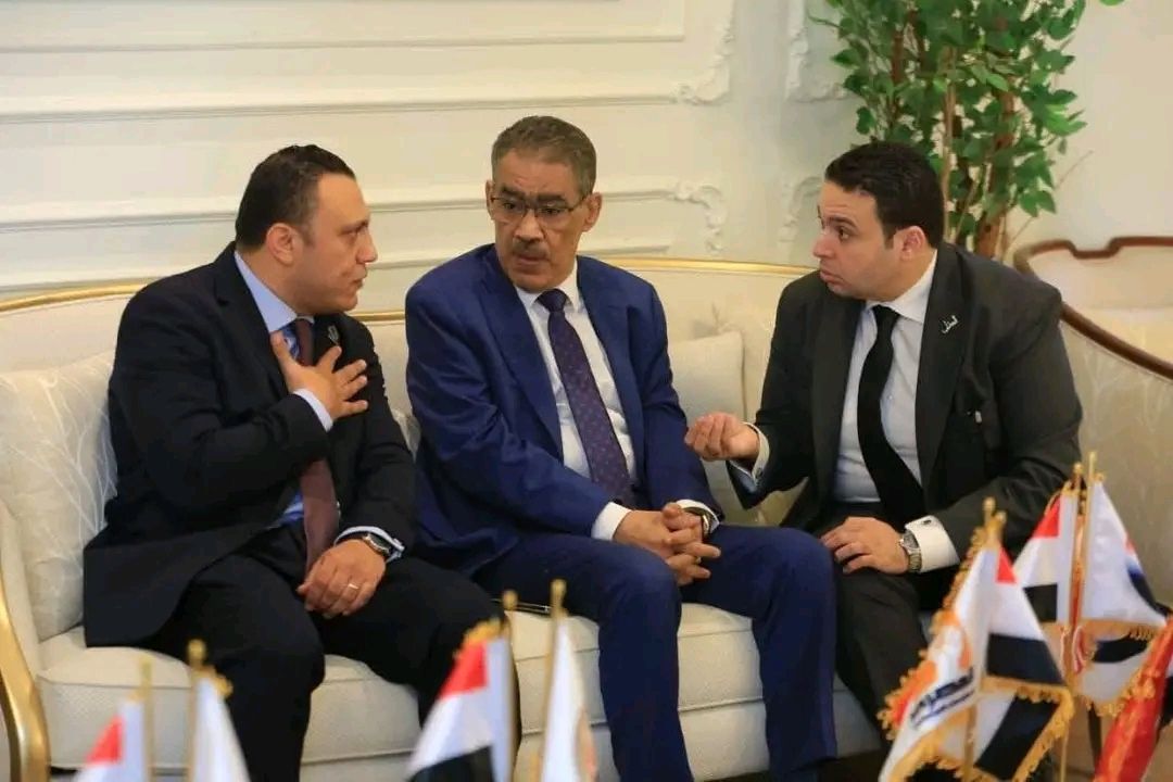 التنسيقية: توافق سياسي واسع وتمسك بتمكين الشباب في قائمة انتخابات الشيوخ - الخليج الان