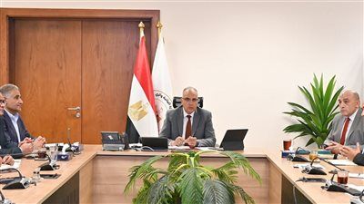 وزير الري يتابع موقف عدد من دراسات برنامج التعاون المشترك في البحوث التطبيقية بين مصر وهولندا JCAR - الخليج الان