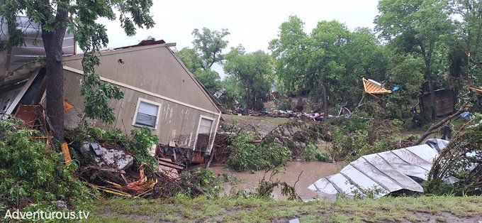 «طبيعية أم صناعة بشرية».. ما أسباب فيضانات تكساس التي أدت إلى عشرات القتلى والمفقودين؟ - الخليج الان