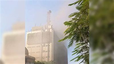 حريق هائل داخل سنترال رمسيس يوقف خدمات الإنترنت والمحمول في القاهرة والجيزة - الخليج الان