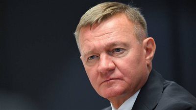 «ظروف غامضة».. انتحار وزير النقل الروسي بعد ساعات من إقالته - الخليج الان