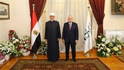 رئيس مجلس الدولة يستقبل مفتي الجمهورية لتهنئته بمنصبه الجديد ويشيد بدور دار الإفتاء في مواجهة الغلو والتطرف - الخليج الان