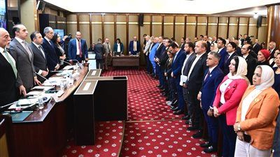 الوزير فوزي ينفى تجاهل رئيس الحكومة للبرلمان بعد انتقادات ضياء داود - الخليج الان