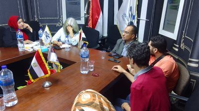 "الوعي" ينظم جلسة توعوية بمبادئ لغة الإشارة بالتعاون مع مجلس الشباب المصري - الخليج الان