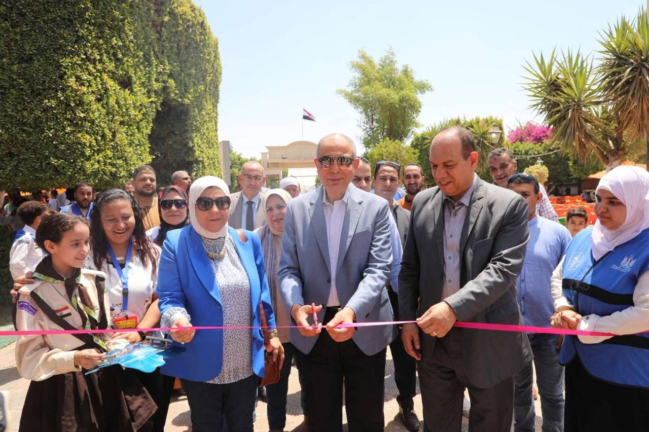 في أكبر حدث توظيفى.. محافظ المنيا يفتتح ملتقى يوفر 2000 فرصة عمل بمشاركة 45 شركة من القطاع الخاص - الخليج الان