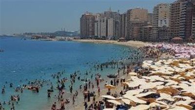 بينشروا الفجر والفسوق.. بلاغ للنائب العام ضد شاطئي The Beach وAbiza Beach في مارينا 5 - الخليج الان