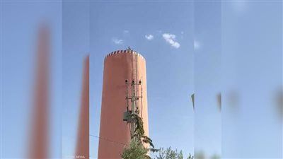 من ارتفاع شاهق.. رجل مغربي يلقي بنفسه من فوق خزان مياه ببني ملال - الخليج الان