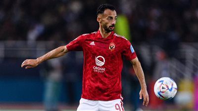 الأهلي يوافق على رحيل أحمد عبد القادر للحزم السعودي بعد الاتفاق على قيمة الصفقة.. والحسم خلال ساعات - الخليج الان