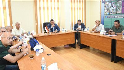 وزير الإسكان يتابع موقف المشروعات التنموية الجارى تنفيذها بمدينة السادات - الخليج الان