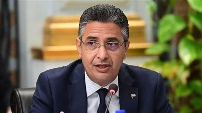 وزير التموين يصدر قرارات بتعيين قيادات جديدة لتعزيز كفاءة العمل - الخليج الان