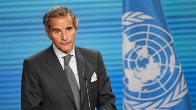 فضيحة نووية تهز الوكالة الدولية: إيران تكشف شرائح تجسس في أحذية المفتشين وتتّهم إسرائيل بالتلاعب بالمعلومات - الخليج الان