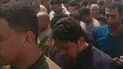 الحزن يخيم على أسرة لاعب الفلاي بورد محمود عبد الغني أثناء تشييع جثمانه بمسقط رأسه|فيديو - الخليج الان