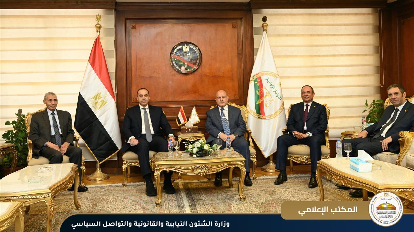 الوزير فوزى خلال لقائه رئيس النيابة الإدارية: الهيئة تضطلع بدور وطني رفيع في ضبط العمل الإداري - الخليج الان