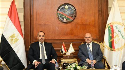 الوزير فوزى خلال لقائه رئيس النيابة الإدارية: الهيئة تضطلع بدور وطني رفيع في ضبط العمل الإداري - الخليج الان