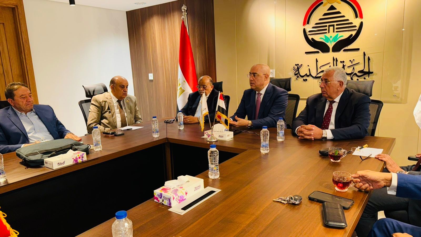 قيادات “الجبهة الوطنية” تجتمع برئاسة الجزار لبحث الترتيبات النهائية لانتخابات الشيوخ - الخليج الان