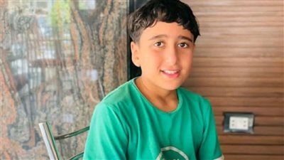 كان بيشتغل عشان يساعد والدته .. مصرع طفل دهسًا أسفل القطار أثناء بيعه الحلوى في الشرقية - الخليج الان