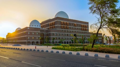 ابتداءً من اليوم.. "الأمانة الافتراضية" في المدينة المنورة تنجز معاملاتك من الجوال وتلغي طوابير الانتظار! إليك طريقة الاستخدام