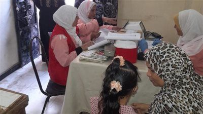 الصحة: حملة «100 يوم صحة» قدمت أكثر من 5 ملايين خدمة طبية مجانية خلال ثلاثة أيام - الخليج الان