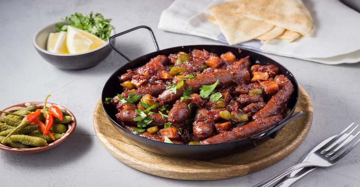 ريحة تهبل.. كيفية تحضير السجق هتفوح المطبخ