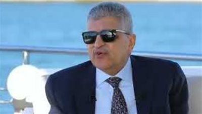 أسامة ربيع: هناك إشادات دولية بقدرة القناة على الصمود لمدة عامان على التوالي - الخليج الان