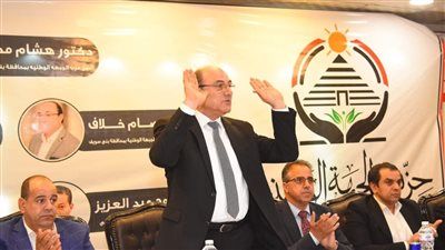 “الجبهة الوطنية” ينظم مؤتمرًا جماهيريًا ببني سويف استعدادًا لانتخابات الشيوخ.. ومرشح الحزب: تمكين الشباب وتحسين الخدمات أولوية - الخليج الان