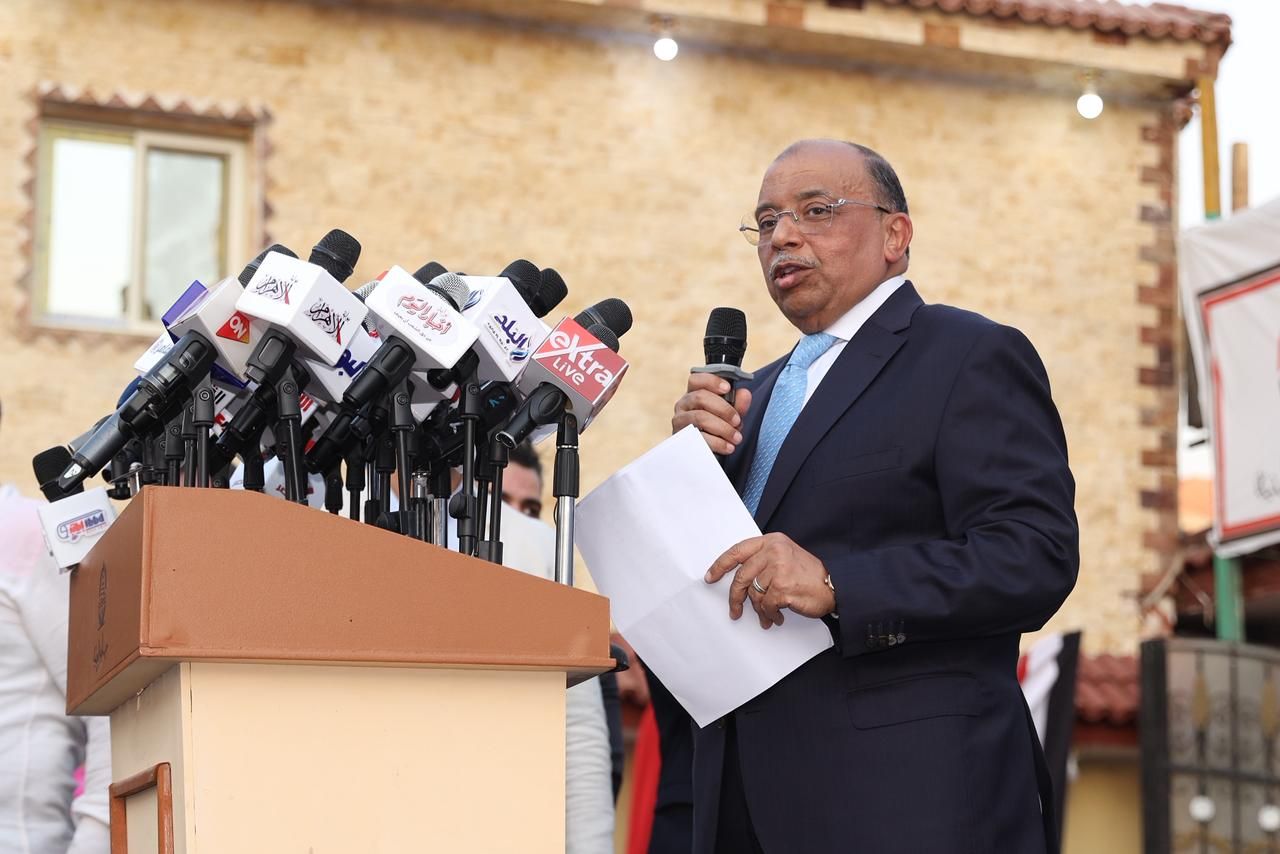 وسط هتافات التأييد.. حزب الجبهة الوطنية يحشد الآلاف في مؤتمر جماهيري بالجيزة - الخليج الان