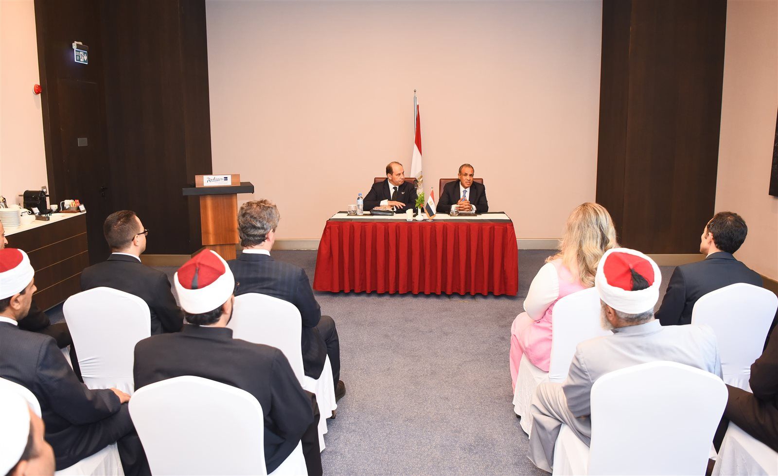 وزير الخارجية: الحكومة تولي اهتمامًا بأوضاع المصريين بالخارج وتلبية احتياجاتهم وتعزيز ارتباطهم بالوطن - الخليج الان