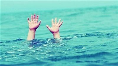أثناء قضاء الإجازة مع أسرته.. غرق طفل من الجيزة في شاطئ بالعين السخنة - الخليج الان