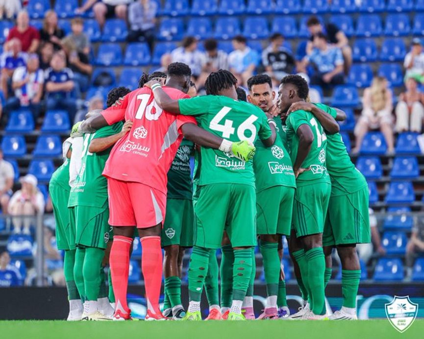 كومو الإيطالي يفوز على أهلي جدة السعودي (1/3) في كأس كومو - الخليج الان