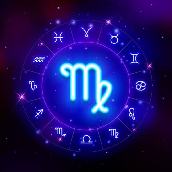 «فلوس من غير عدد ».. تعرف علي حظك اليوم وتوقعات الأبراج على الصعيد المهني والعاطفي
