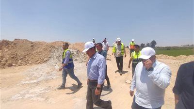 وزير الإسكان يتابع مشروع إنشاء القوس الغربي لمحور اللواء عمر سليمان بمحافظة الإسكندرية - الخليج الان