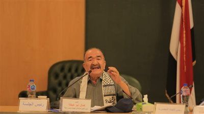 كمال أبو عيطة: إسرائيل العدو الأول للعرب ولا نستطيع مواجهتها بدون اقتصاد وطني - الخليج الان