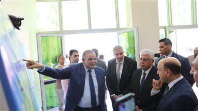 وزير التعليم العالي ومحافظ كفر الشيخ ورئيس الجامعة يفتتحون مشروعات تعليمية وصحية بتكلفة أكثر من 4 مليارات جنيه - الخليج الان