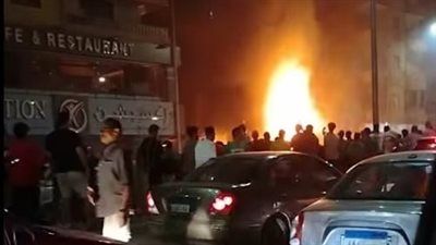 عامل يشعل النيران في مطعم لصرف الأنظار عن جريمة سرقة - الخليج الان