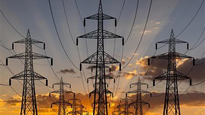 بعد 16 ساعة من العطل| عودة الكهرباء لـ4 مناطق بالجيزة وتشغيل 20 ماكينة ديزل مؤقتًا - الخليج الان